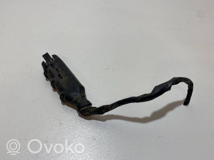 BMW 5 E34 Otros cableados 1378408