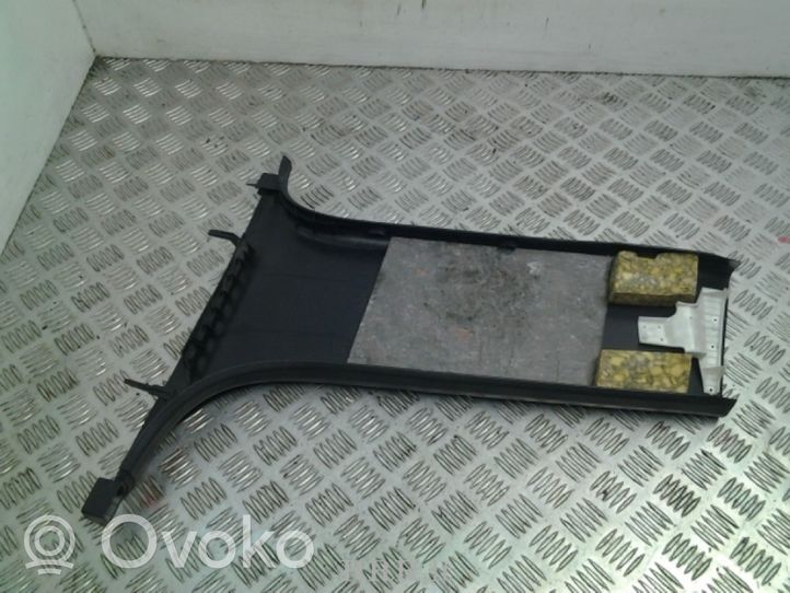 Audi RS4 Altra parte interiore 8E0867240A