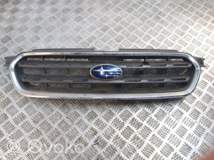 Subaru Outback Grille calandre supérieure de pare-chocs avant 