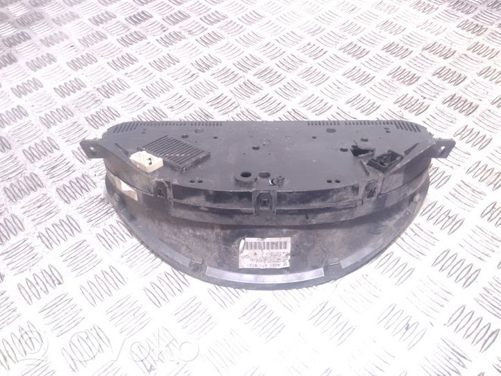 Mercedes-Benz Sprinter W901 W902 W903 W904 Tachimetro (quadro strumenti) A0014468721