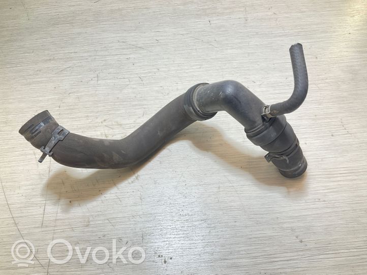 Nissan Qashqai+2 Tuyau de liquide de refroidissement moteur 