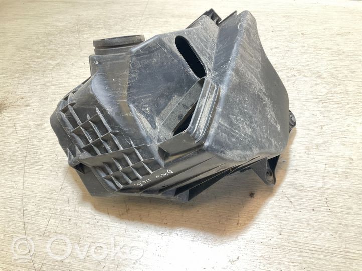 BMW 1 E82 E88 Scatola del filtro dell’aria 7567175