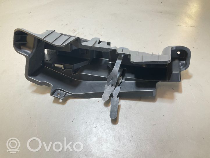 Audi Q3 8U Instrumentu kaste 8U0011215