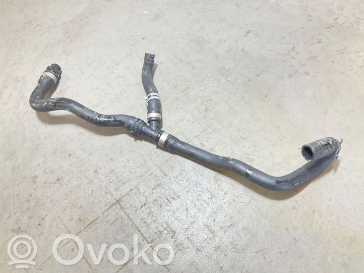 Volvo XC40 Engine coolant pipe/hose, 30.00 € RRR