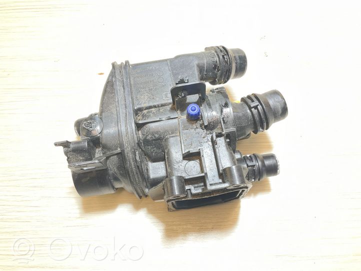 Opel Corsa F Termostaatin kotelo 9812131480