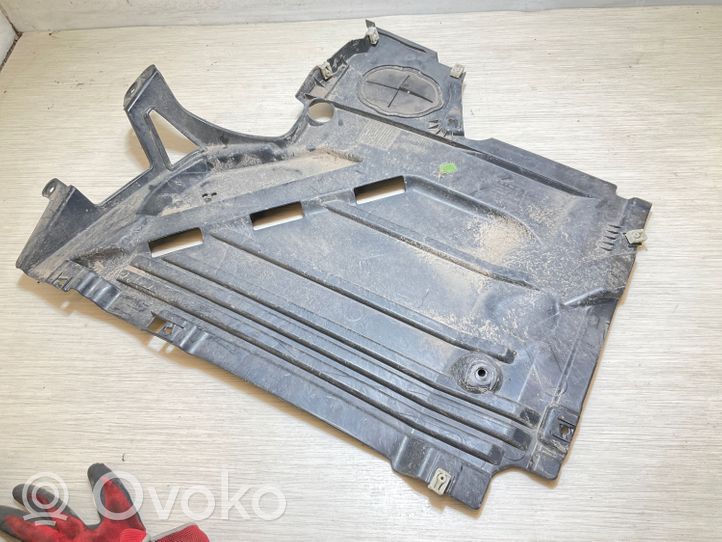 BMW 1 F40 Rear underbody cover/under tray 7436655