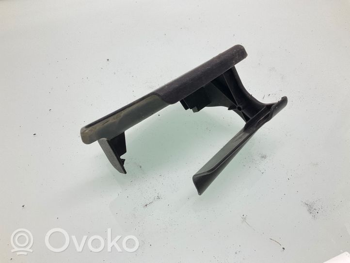 Toyota Auris E210 Rivestimento del binario sedile anteriore del passeggero 7215702230