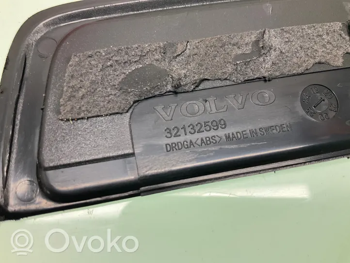 Volvo XC40 Etuoven kynnyksen suojalista 32132599