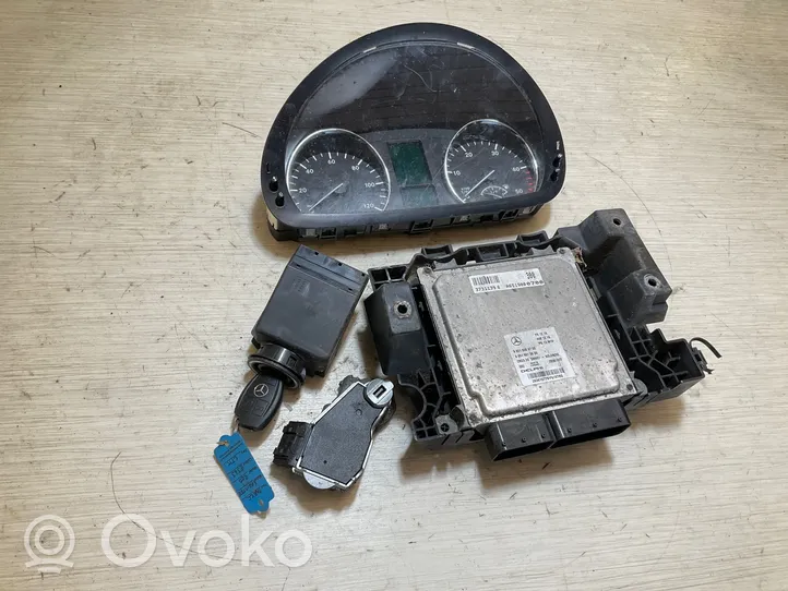 Mercedes-Benz Sprinter W906 Kit centralina motore ECU e serratura A6519000700