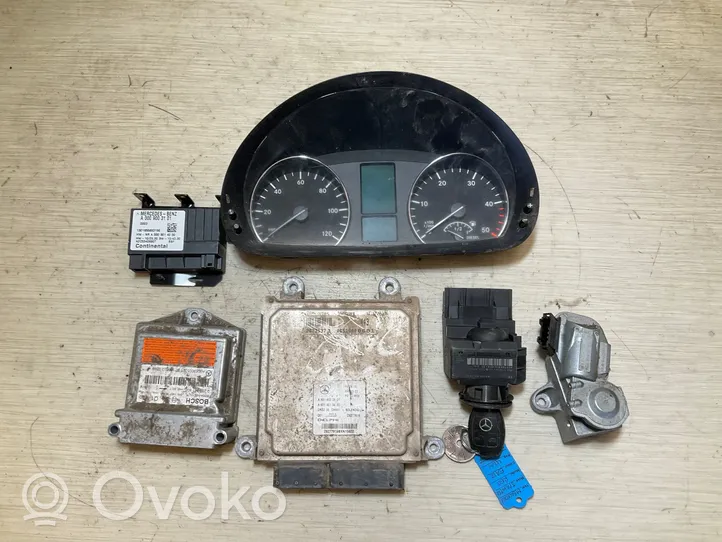 Mercedes-Benz Sprinter W906 Kit calculateur ECU et verrouillage A6519000601