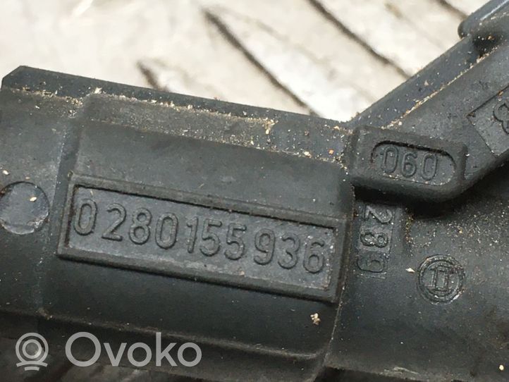 Toyota Corolla E120 E130 Fuel injector 0280155936