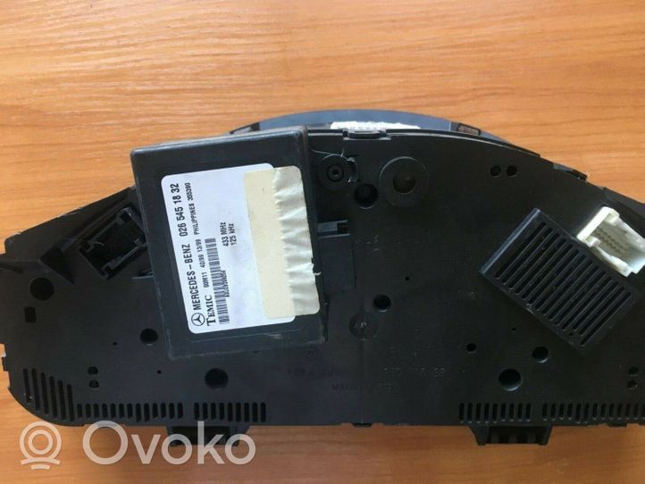 Mercedes-Benz Sprinter W901 W902 W903 W904 Tachimetro (quadro strumenti) A0014460721