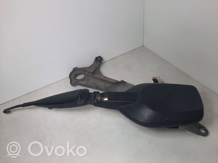 Mercedes-Benz C W202 Front wiper linkage and motor 2028200342