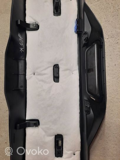 BMW X5 G05 Poszycie / Tapicerka tylnej klapy bagażnika 7442965