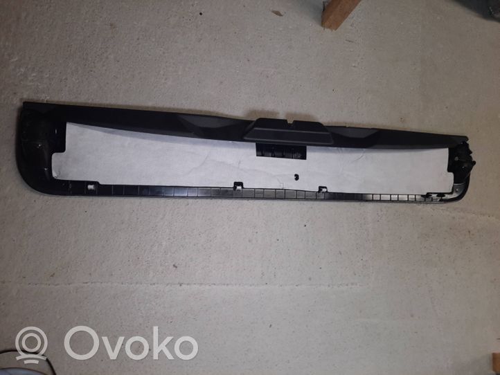 BMW X5 G05 Bagažinės slenksčio apdaila 7441649