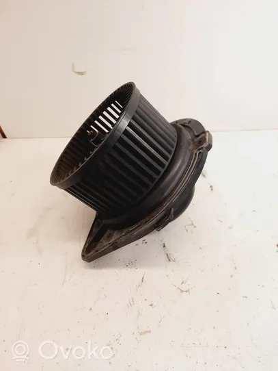 Volkswagen PASSAT B4 Ventola riscaldamento/ventilatore abitacolo 357820021