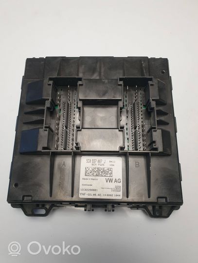 Volkswagen Jetta VI Module confort 5C0937087J