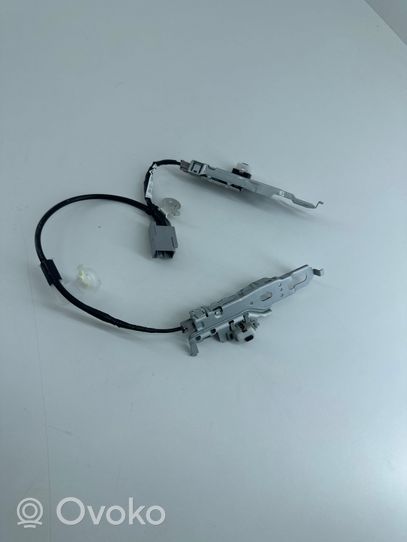 Lexus NX Interruptor de antena aérea 8610178B30