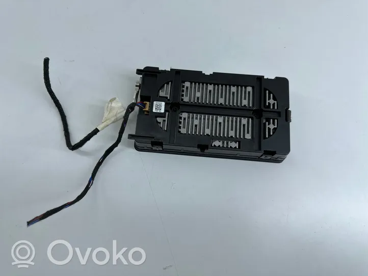 Audi A4 S4 B9 Modulo di ricarica wireless 8W0035502A