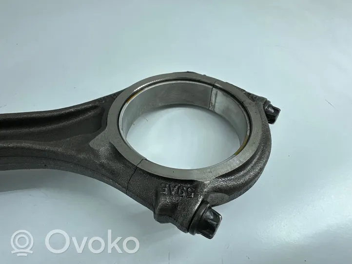 Audi A7 S7 4G Piston with connecting rod CRT