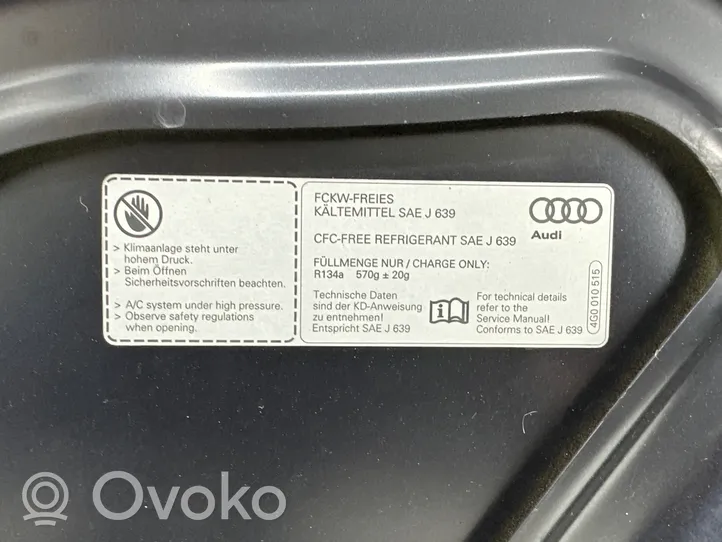 Audi A7 S7 4G Dzinēja pārsegs (vāks) 4G0010515