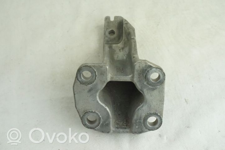 Infiniti FX Gearbox mounting bracket 