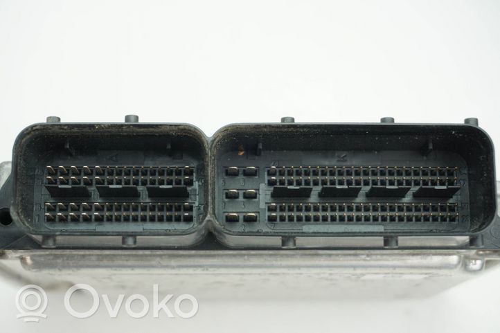 Volkswagen Tiguan Calculateur moteur ECU 03C906027F