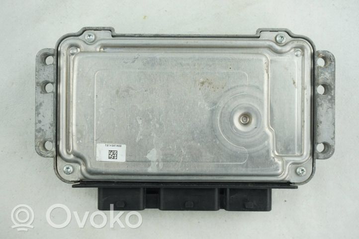 Citroen Berlingo Calculateur moteur ECU 0261208905