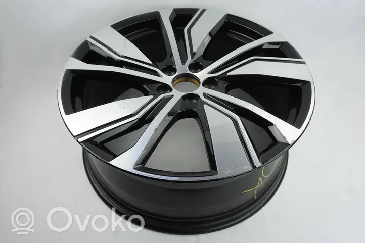 Volvo XC40 Cerchione in lega R20 32243376