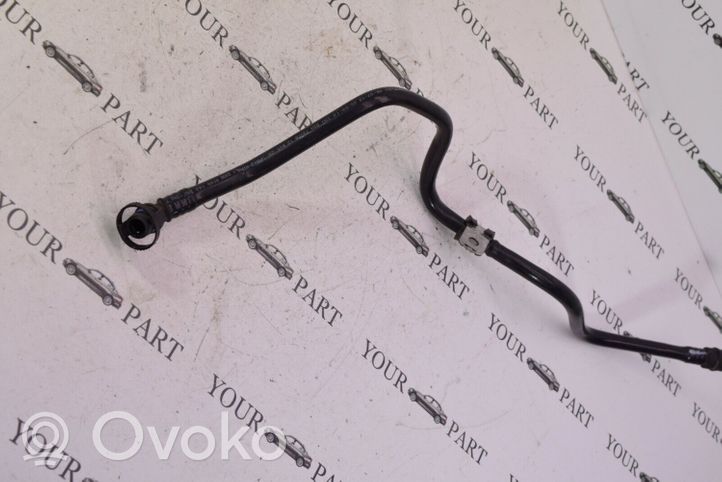 BMW X3 F25 Tuyau d'alimentation conduite de carburant 7636135