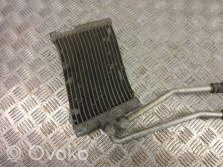 BMW X3 F25 Radiateur d'huile moteur 7601536