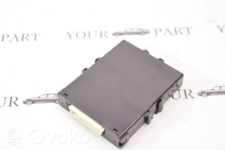 Lexus RX 330 - 350 - 400H Moduł sterowania Gateway 8911148100