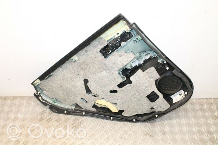 Lexus RX 330 - 350 - 400H Takaoven verhoilu 