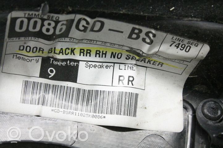 Lexus RX 330 - 350 - 400H Takaoven verhoilu 