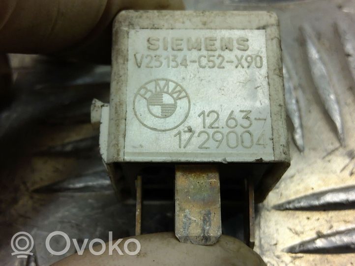 BMW 5 E34 Other relay 1729004