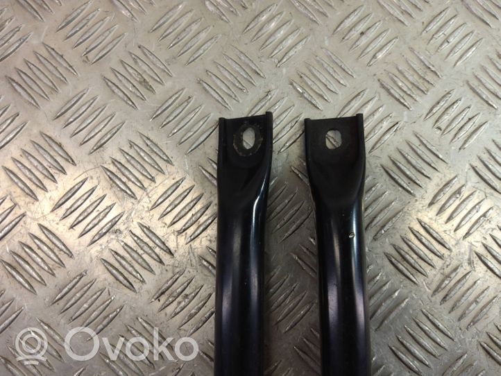 BMW 7 F01 F02 F03 F04 Kita variklio skyriaus detalė 7184386