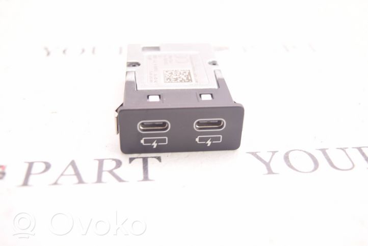 BMW X1 F48 F49 Connettore plug in USB 8711938