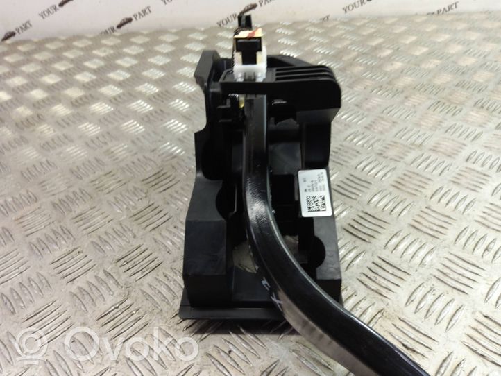 BMW X1 F48 F49 Pédale de frein 6856596