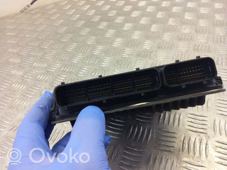 Toyota Highlander XU70 Sterownik / Moduł ECU 896610EG00