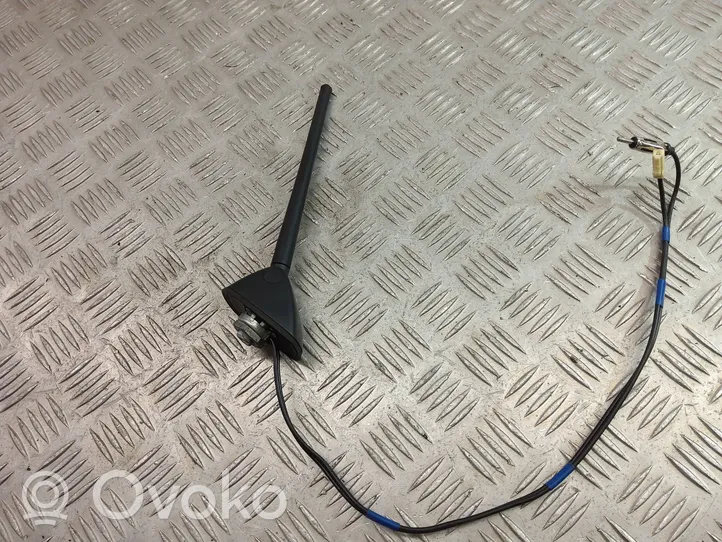 Lexus RX 300 Antena radiowa 