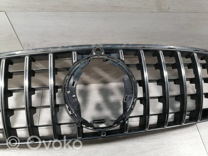 Mercedes-Benz GLC AMG Maskownica / Grill / Atrapa górna chłodnicy A2538882201