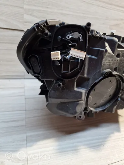 BMW X3 G01 Lampa przednia 