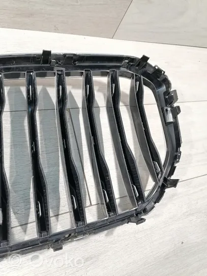 BMW X5 G05 Atrapa chłodnicy / Grill 7454888