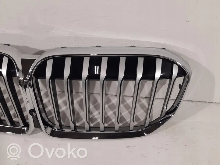 BMW 7 G11 G12 Grille de calandre avant 8494817