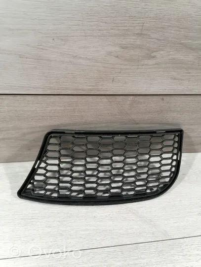 BMW M5 Front bumper lower grill KM510266