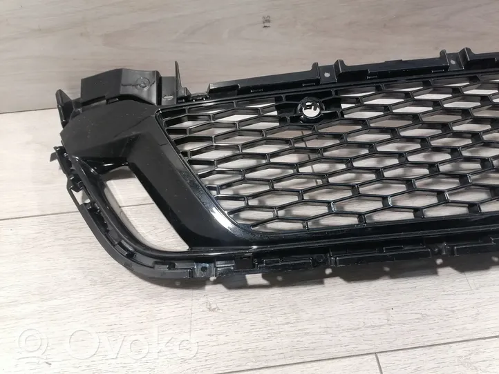 Land Rover Discovery Sport Kratka dolna zderzaka przedniego LK7217F791F