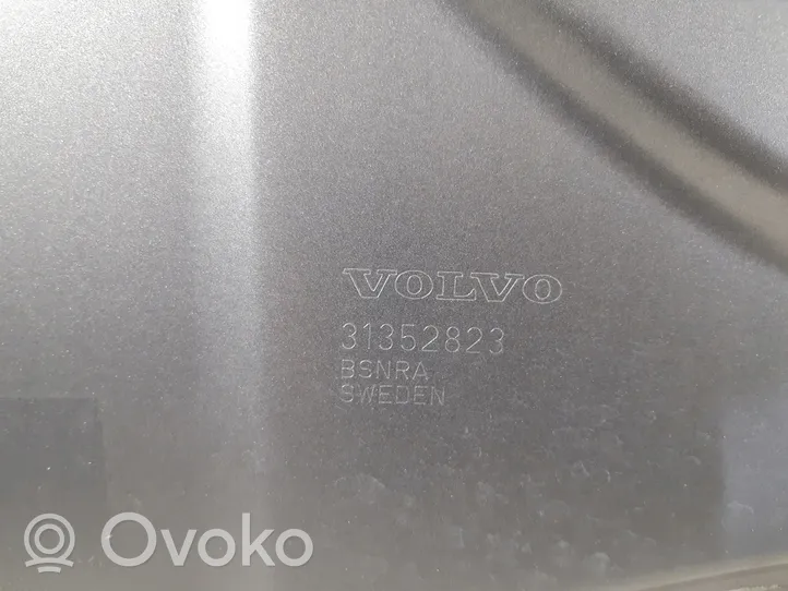 Volvo V60 Pokrywa przednia / Maska silnika 