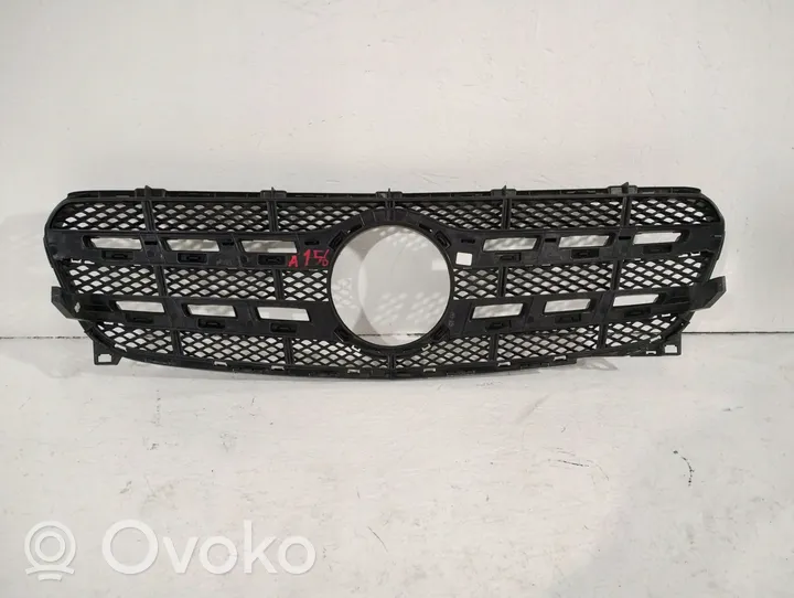 Mercedes-Benz GLA W156 Grille calandre supérieure de pare-chocs avant A1568880400