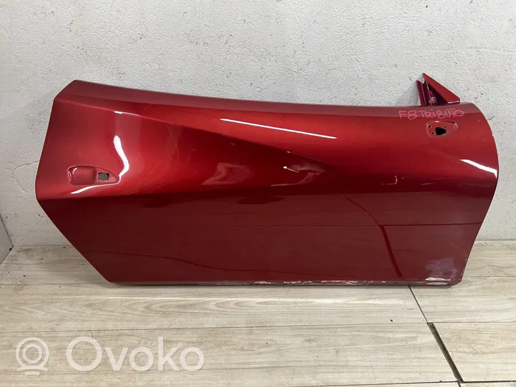 Ferrari F8 Tributo Ovi (2-ovinen coupe) 