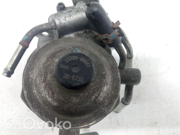 Toyota Avensis T270 Mekaaninen polttoainepumppu 233000R069